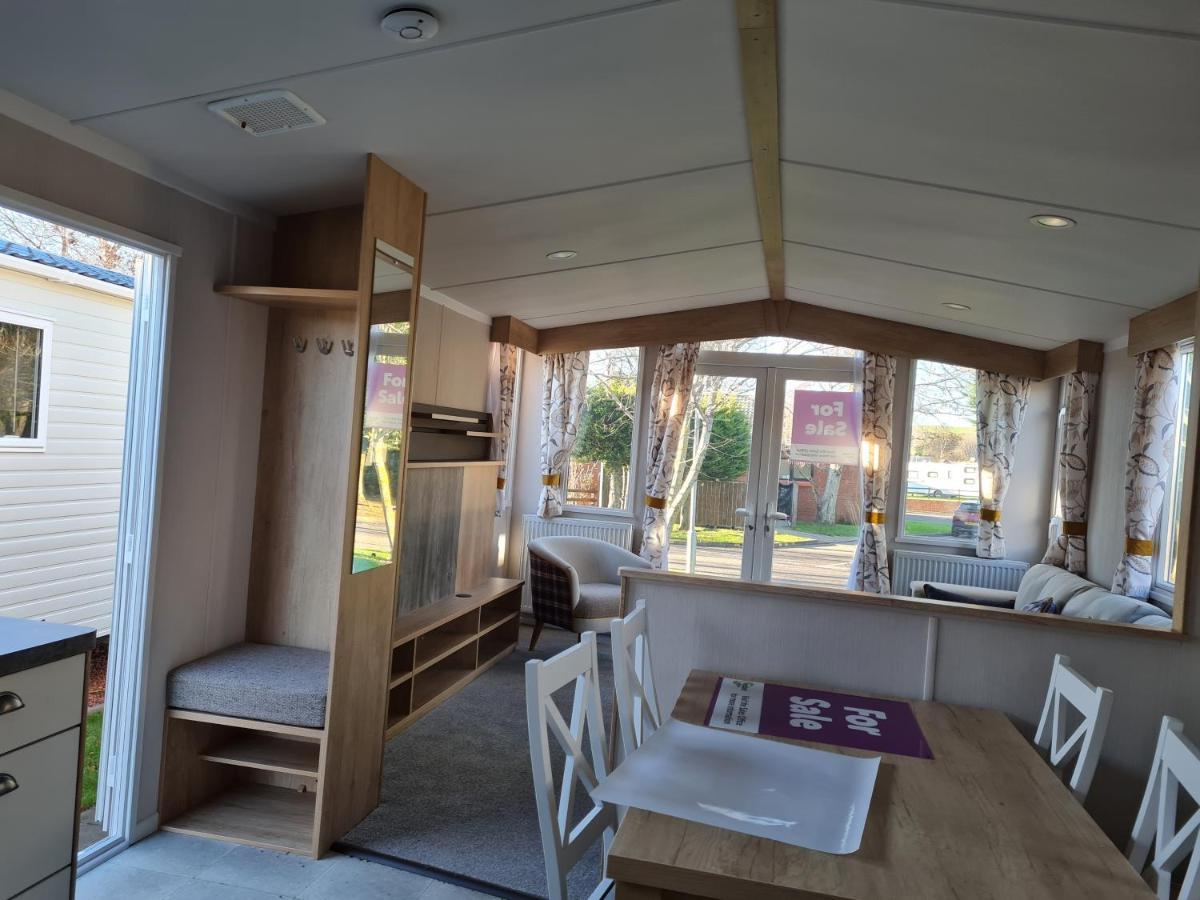 Caravan On Fantastic Site Данбар Экстерьер фото