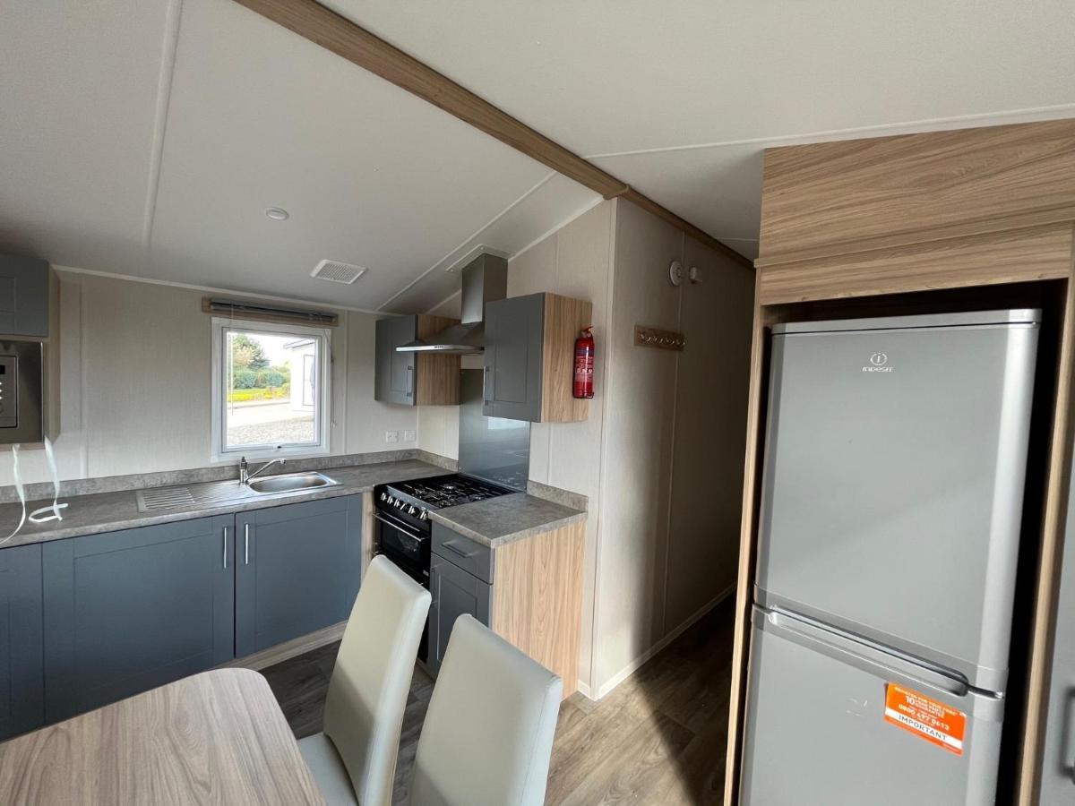 Caravan On Fantastic Site Данбар Экстерьер фото