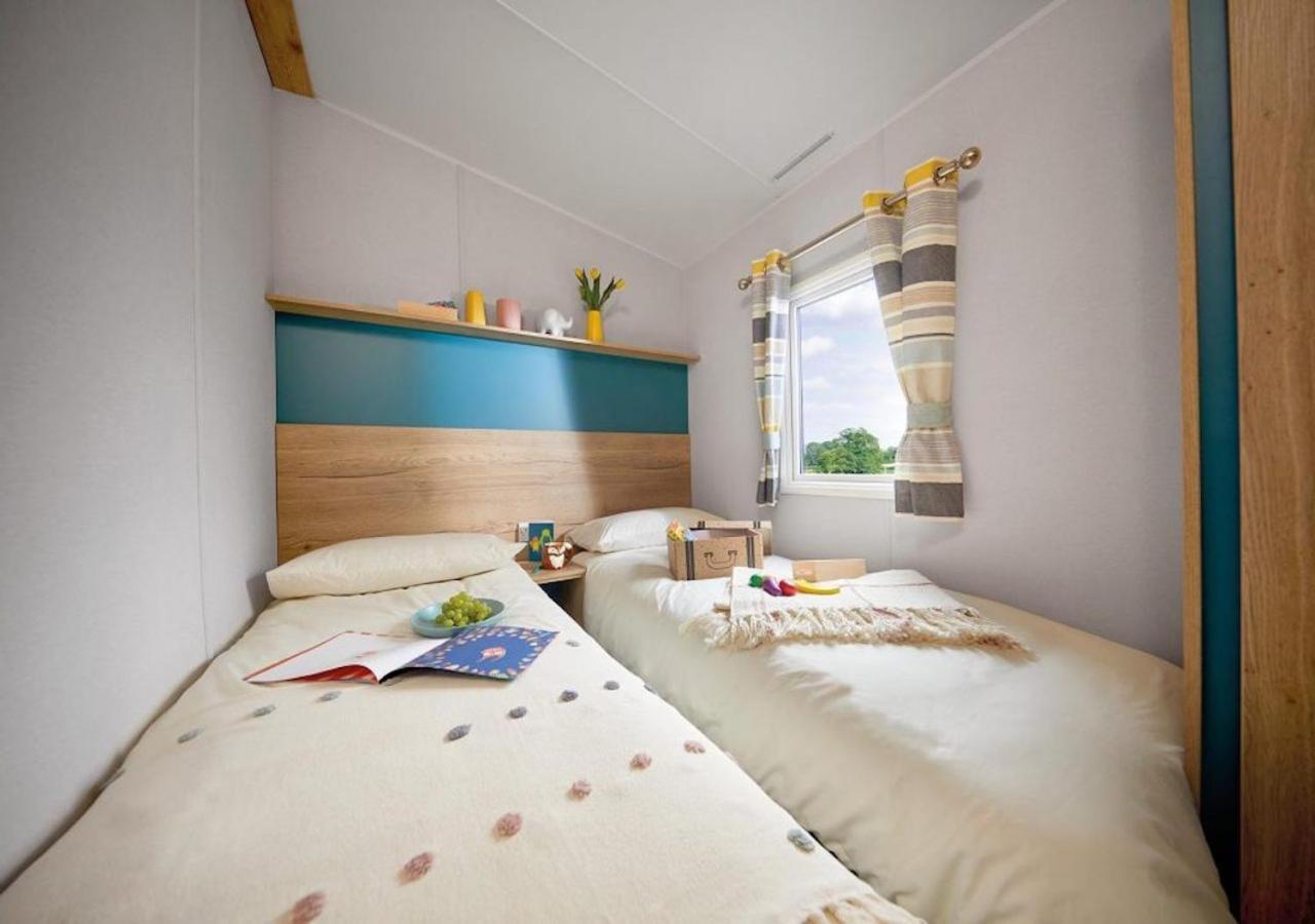 Caravan On Fantastic Site Данбар Экстерьер фото